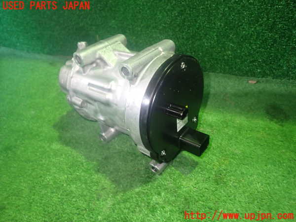 1UPJ-9238186025]プリウス(MXWH60)エアコンコンプレッサー 中古_3