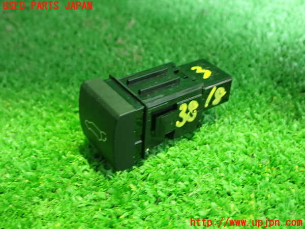 1UPJ-9238186308]プリウス(MXWH60)スイッチ3(バックドア) 中古_2