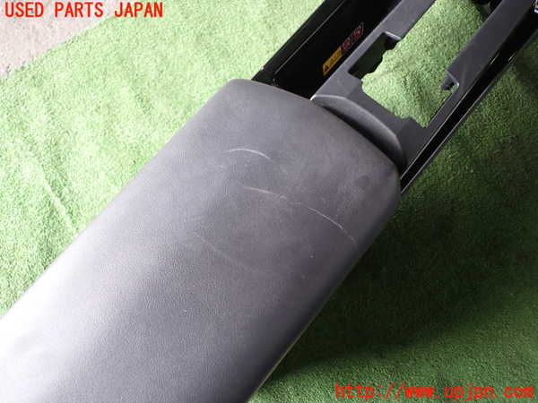 1UPJ-9238187540]プリウス(MXWH60)センターコンソール 中古_3