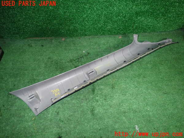 1UPJ-9238187660]プリウス(MXWH60)左フロントピラートリム 中古_4