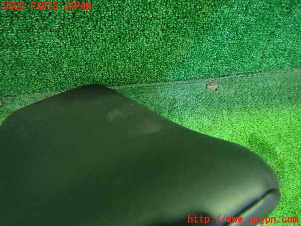 1UPJ-9238187040]プリウス(MXWH60)運転席ヘッドレスト 中古_4