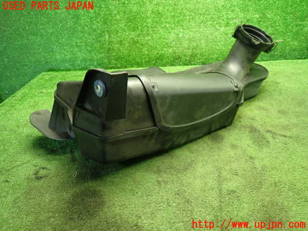 1UPJ-9238192560]ポルシェ・ケイマン(98721)エアクリーナーボックス 中古_2