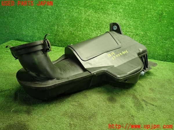 1UPJ-9238192560]ポルシェ・ケイマン(98721)エアクリーナーボックス 中古_3