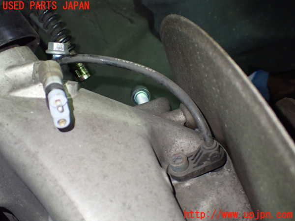 1UPJ-9238194295]ポルシェ・ケイマン(98721)左フロントナックルハブ 中古_3