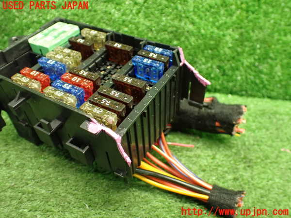 1UPJ-9238196741]ポルシェ・ケイマン(98721)ヒューズボックス1 【ジャンク】_3