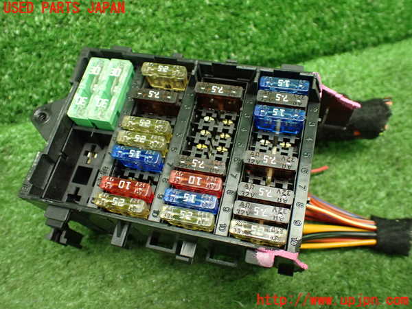 1UPJ-9238196741]ポルシェ・ケイマン(98721)ヒューズボックス1 【ジャンク】_4