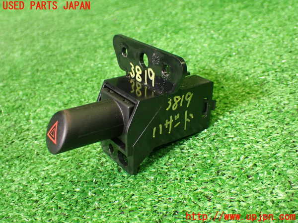 1UPJ-9238196290]ポルシェ・ケイマン(98721)ハザードスイッチ 中古_2