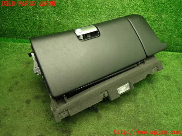 1UPJ-9238197516]ポルシェ・ケイマン(98721)グローブボックス1 中古_2