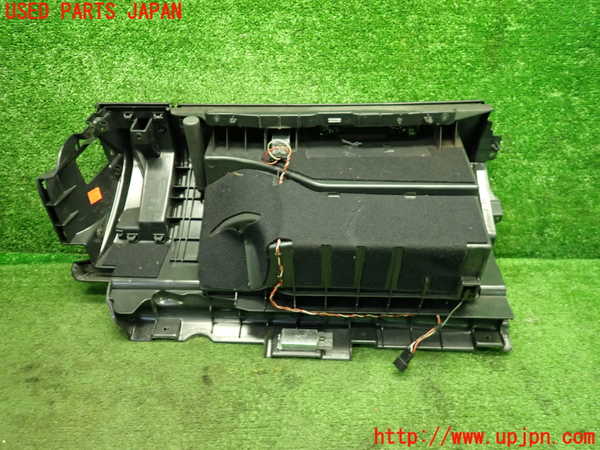 1UPJ-9238197516]ポルシェ・ケイマン(98721)グローブボックス1 中古_4