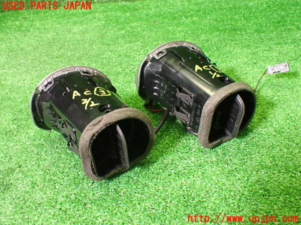 1UPJ-9238197528]ポルシェ・ケイマン(98721)エアコン吹き出し口3 (真中) 【ジャンク】_3