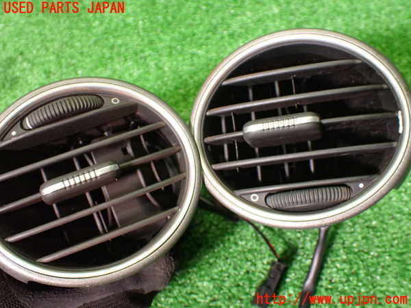 1UPJ-9238197528]ポルシェ・ケイマン(98721)エアコン吹き出し口3 (真中) 【ジャンク】_5