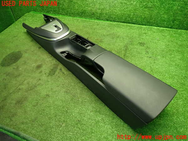 1UPJ-9238197540]ポルシェ・ケイマン(98721)センターコンソール 中古_2