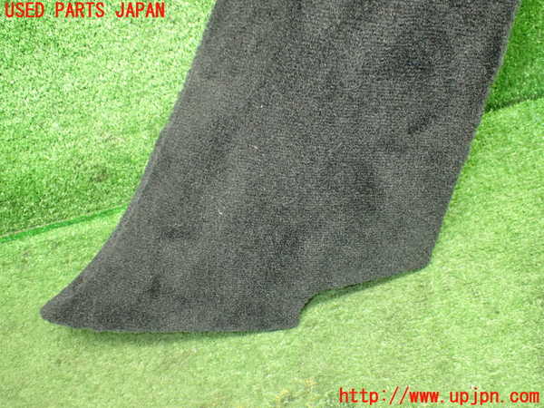 1UPJ-9238197675]ポルシェ・ケイマン(98721)右リアピラートリム 中古_3