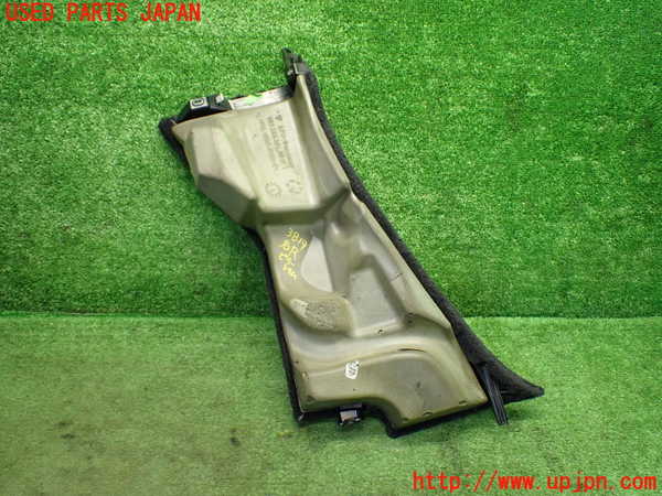 1UPJ-9238197675]ポルシェ・ケイマン(98721)右リアピラートリム 中古_4