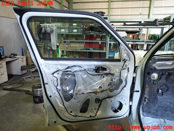 2UPJ-9238201260]スイフトスポーツ(ZC33S)左前ドア 中古(43R-005165 M2E2)_4