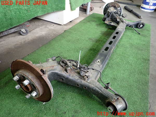 2UPJ-9238205380]スイフトスポーツ(ZC33S)リアアクスルビーム 中古_2