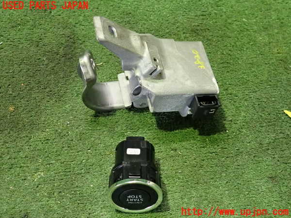 2UPJ-9238206110]スイフトスポーツ(ZC33S)エンジンコンピューター 中古_2