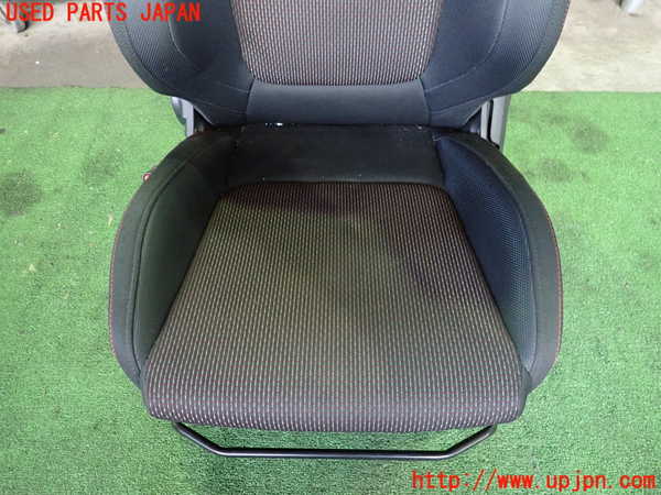 2UPJ-9238207065]スイフトスポーツ(ZC33S)助手席シート 中古_3