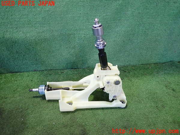 2UPJ-9238207560]スイフトスポーツ(ZC33S)MTシフトレバー 中古_2