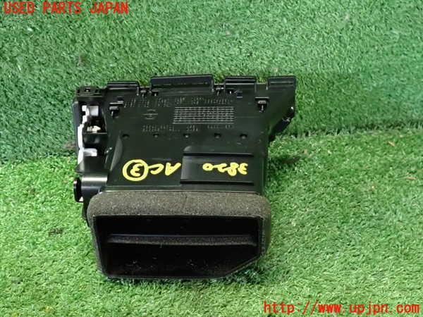 2UPJ-9238207528]スイフトスポーツ(ZC33S)エアコン吹き出し口3  中古_2