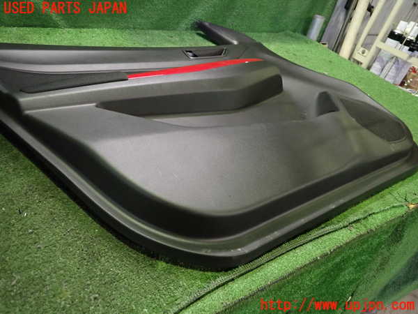 2UPJ-9238201264]スイフトスポーツ(ZC33S)左前ドア内張り 中古_3