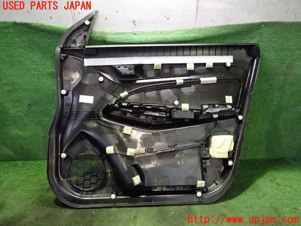 2UPJ-9238201264]スイフトスポーツ(ZC33S)左前ドア内張り 中古_5