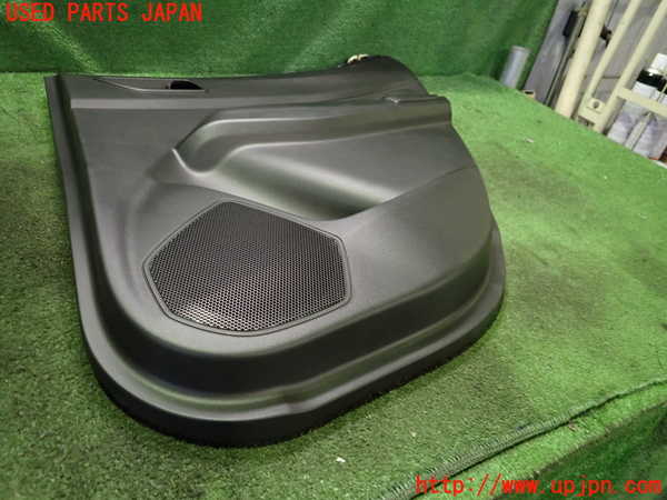 2UPJ-9238201294]スイフトスポーツ(ZC33S)右後ドア内張り 中古_3