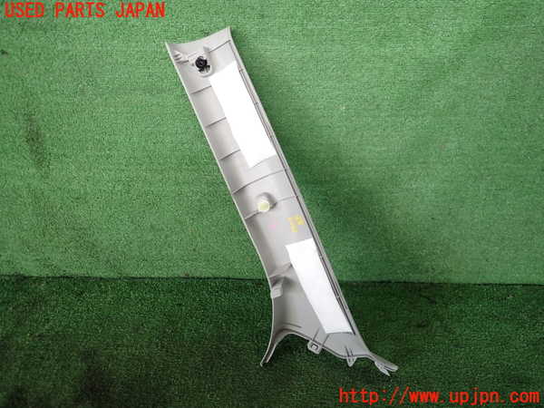 2UPJ-9238207655]スイフトスポーツ(ZC33S)右フロントピラートリム 中古_2