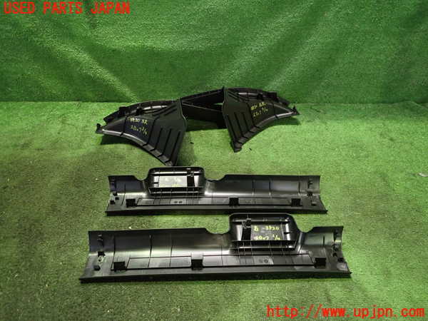 2UPJ-9238207740]スイフトスポーツ(ZC33S)スカッフプレート 中古_2