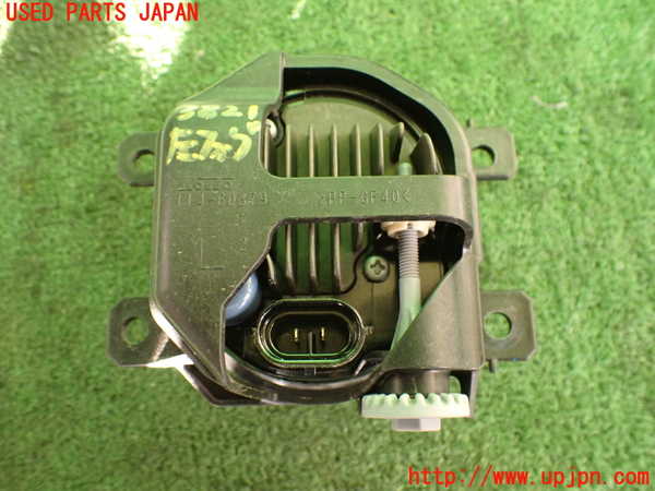 2UPJ-9238211182]クロストレック(GUD)左フォグ 中古_2