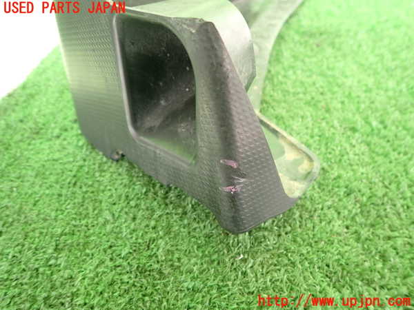 2UPJ-9238211452]クロストレック(GUD)左フロントマッドガード(泥除け) 中古_3