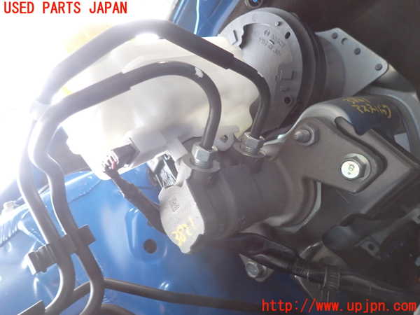 2UPJ-9238214050]クロストレック(GUD)ブレーキマスターシリンダー 中古_2
