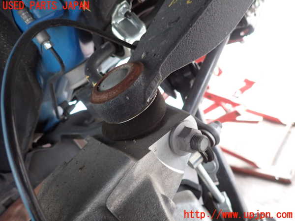 2UPJ-9238215156]クロストレック(GUD)左リアアッパーアーム1 中古_2