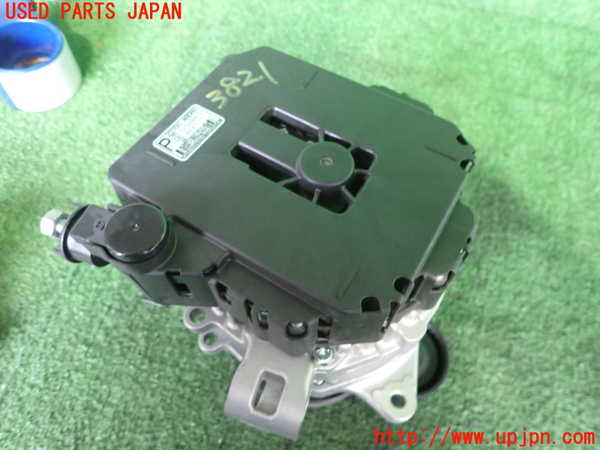 2UPJ-9238216015]クロストレック(GUD)オルタネーター(ダイナモ) 中古_2
