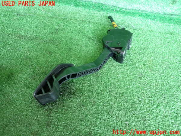 2UPJ-9238216381]クロストレック(GUD)センサー1(アクセルペダル) 中古_2