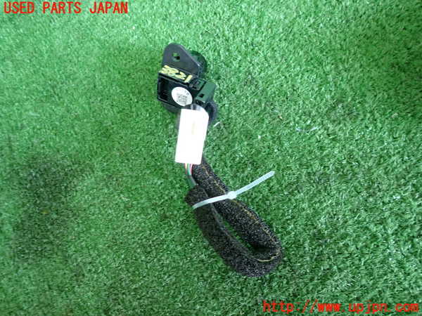 2UPJ-9238216290]クロストレック(GUD)ハザードスイッチ 中古_2