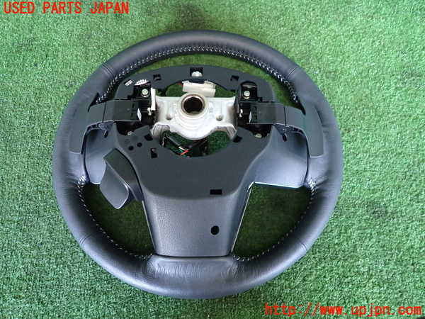 2UPJ-9238217855]クロストレック(GUD)ステアリングホイール 中古_2