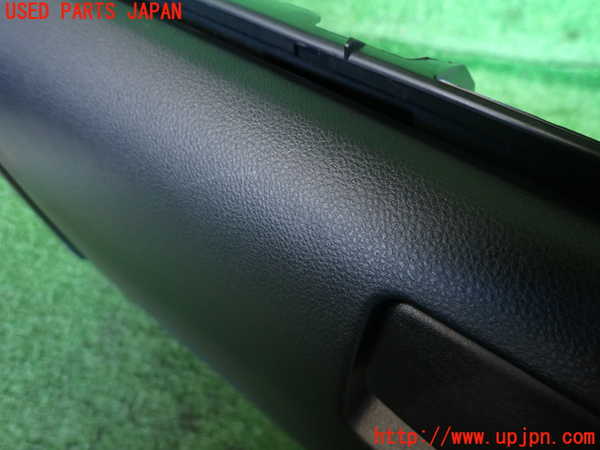2UPJ-9238217516]クロストレック(GUD)グローブボックス1 中古_2