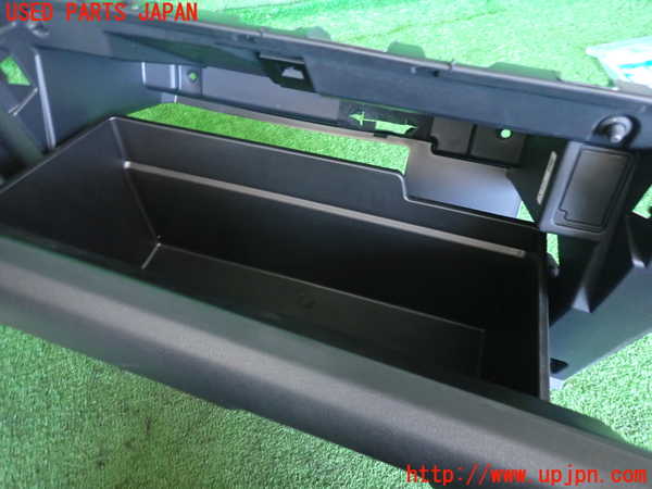 2UPJ-9238217516]クロストレック(GUD)グローブボックス1 中古_3