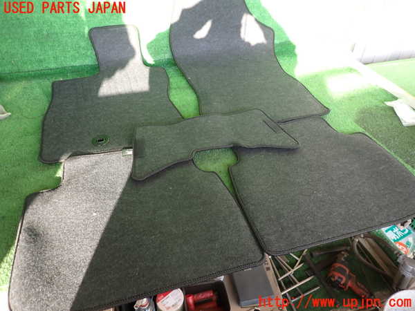 2UPJ-9238217800]クロストレック(GUD)フロアマット 中古_4