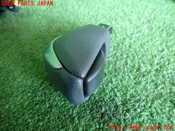 2UPJ-9238217570]クロストレック(GUD)シフトノブ 中古_2