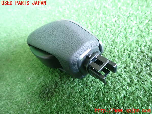 2UPJ-9238217570]クロストレック(GUD)シフトノブ 中古_3
