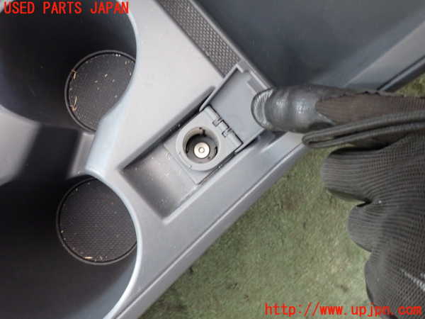 2UPJ-9238217540]クロストレック(GUD)センターコンソール 中古_4