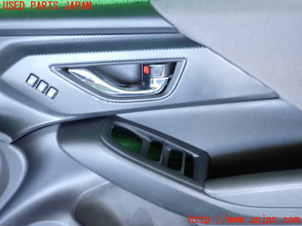 2UPJ-9238211234]クロストレック(GUD)右前ドア内張り 中古_2