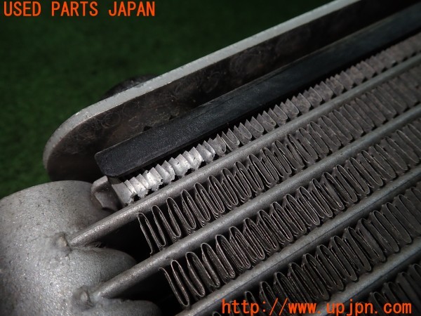 3UPJ=9238220117]BMW 335i クーペ(WB35 E92)前期 純正 17227521376-10 エンジン オイルクーラー 中古_4