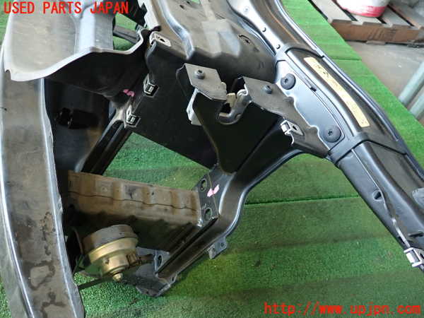 2UPJ-9238221041]BMW 335i クーペ E92(WB35)コアサポート 中古_4