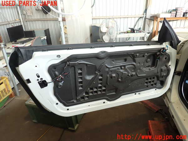 2UPJ-9238221260]BMW 335i クーペ E92(WB35)左ドア 中古 SAINT-GOBAIN SEKURIT M391 43R-001167_4
