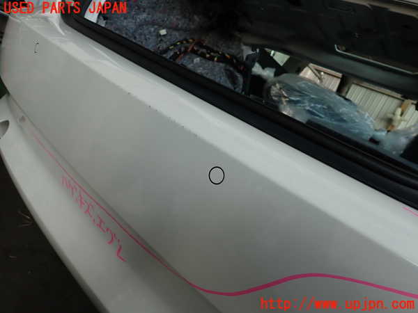 2UPJ-9238221610]BMW 335i クーペ E92(WB35)リアバンパー 中古_3