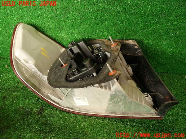 2UPJ-9238221530]BMW 335i クーペ E92(WB35)右テールランプ 中古_3