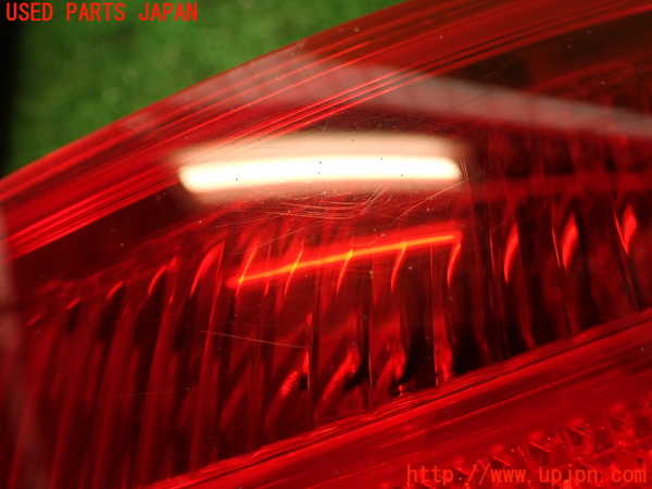 2UPJ-9238221530]BMW 335i クーペ E92(WB35)右テールランプ 中古_4